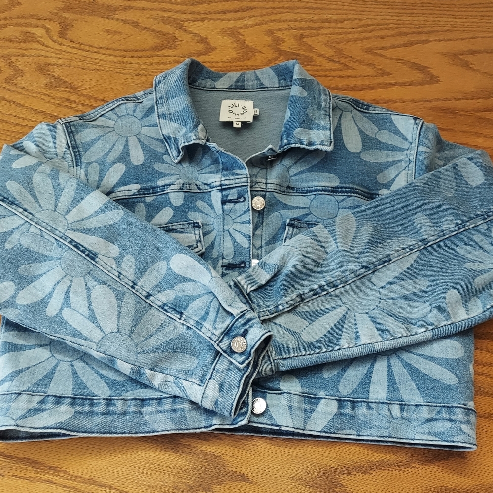 Lili Sidonio Denim Short Jacket with Floral Print Stretch  Size Medium Pockets